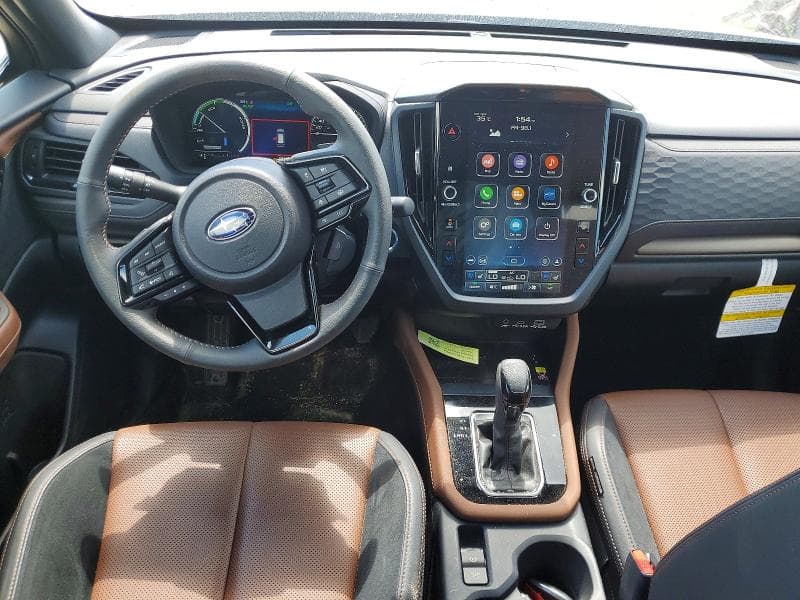 2025 SUBARU FORESTER 8