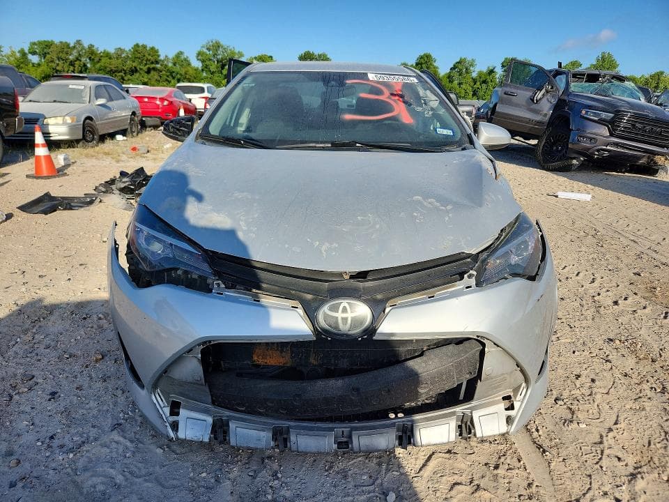 2017 TOYOTA COROLLA LE 5