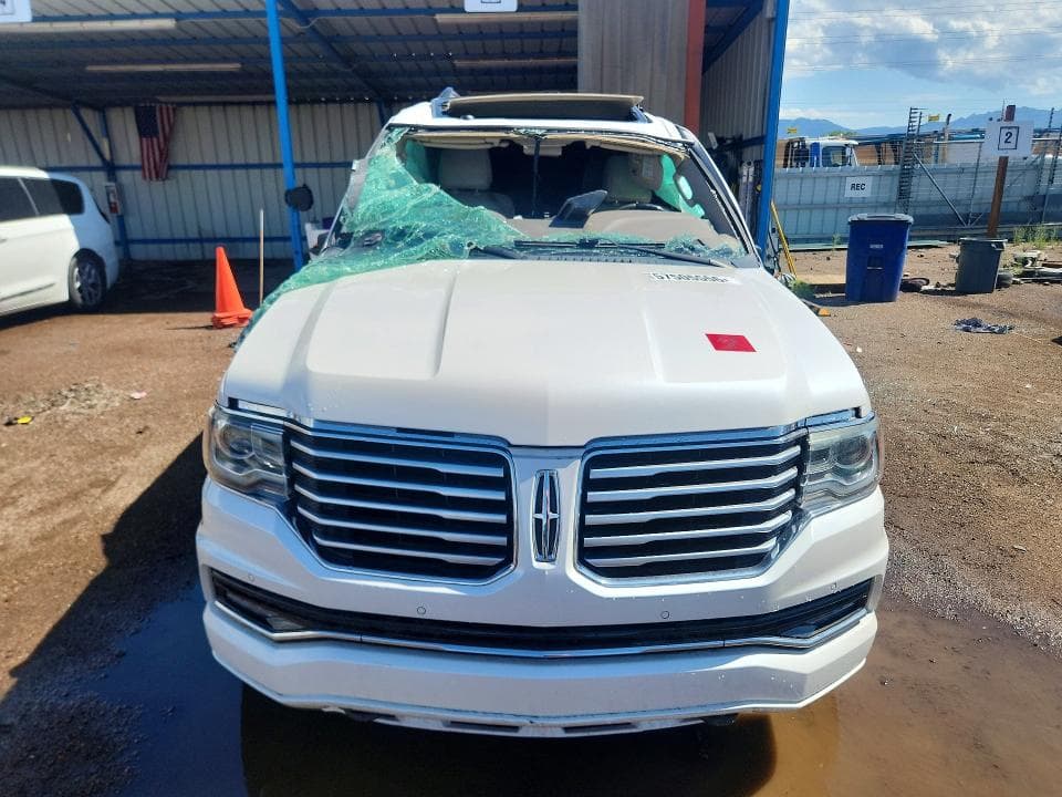 2017 LINCOLN NAVIGATOR SELECT 5