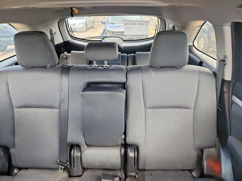 2019 TOYOTA HIGHLANDER LE 10