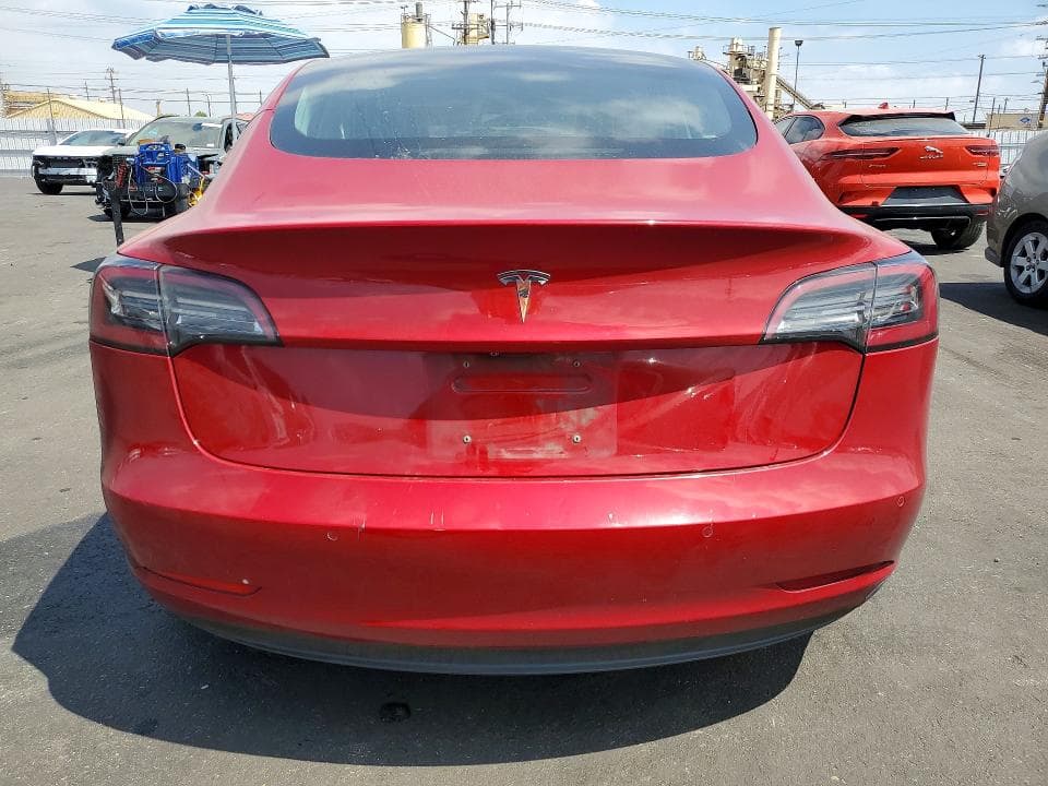 2018 TESLA MODEL 3 6