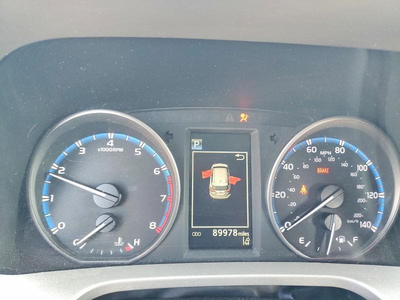 2017 TOYOTA RAV4 LE 9