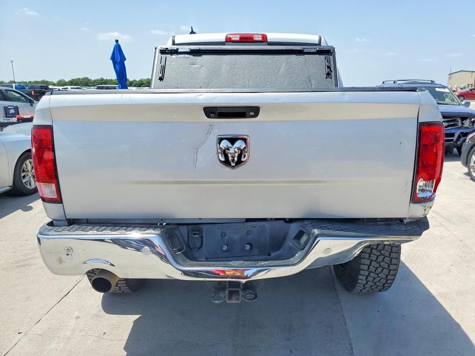 2017 RAM 1500 SLT 6