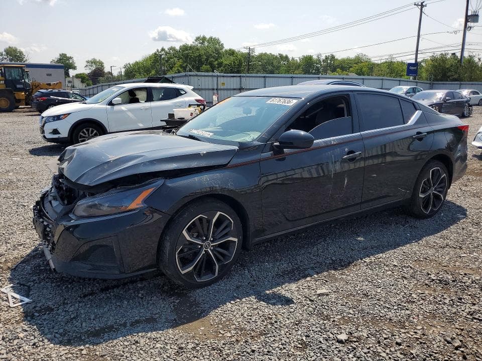 2023 NISSAN ALTIMA SR - 1