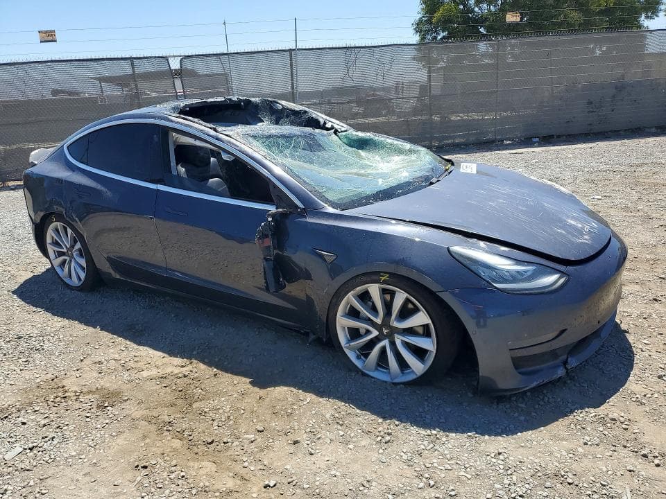 2019 TESLA MODEL 3 4