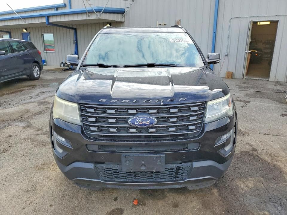 2017 FORD EXPLORER XLT 5