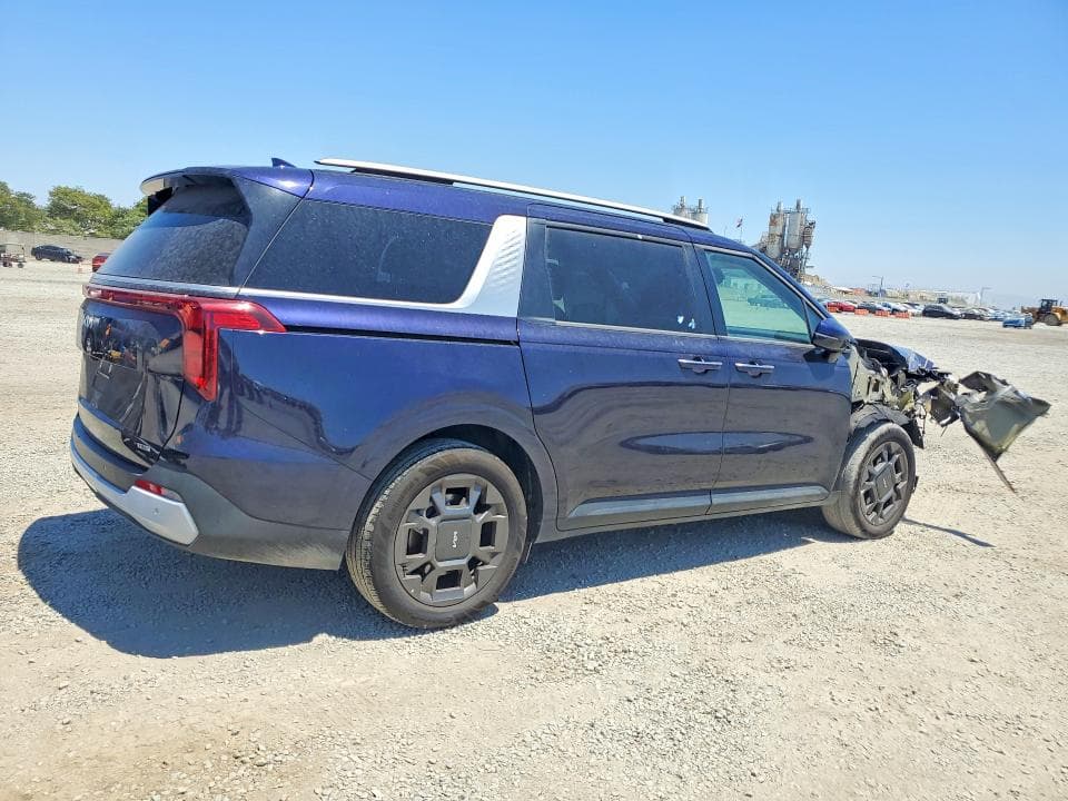 2025 KIA CARNIVAL EX 3