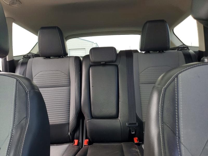 2017 FORD ESCAPE TITANIUM 10