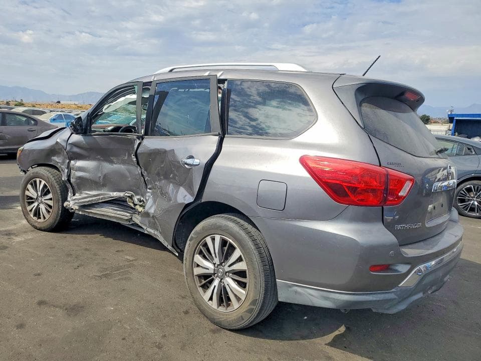 2017 NISSAN PATHFINDER SV 2