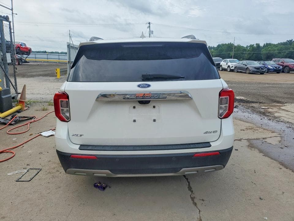 2022 FORD EXPLORER XLT 6