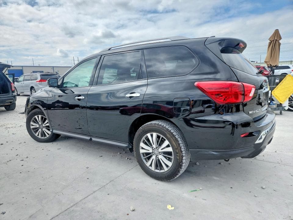 2020 NISSAN PATHFINDER SL 2