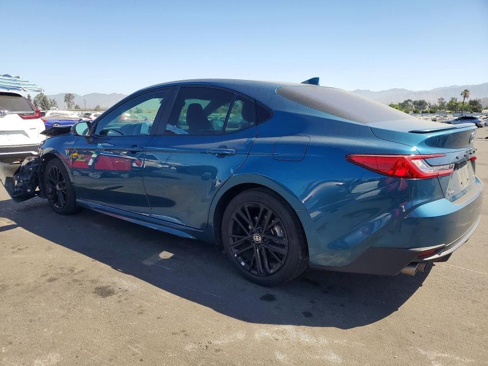2025 TOYOTA CAMRY SE 2