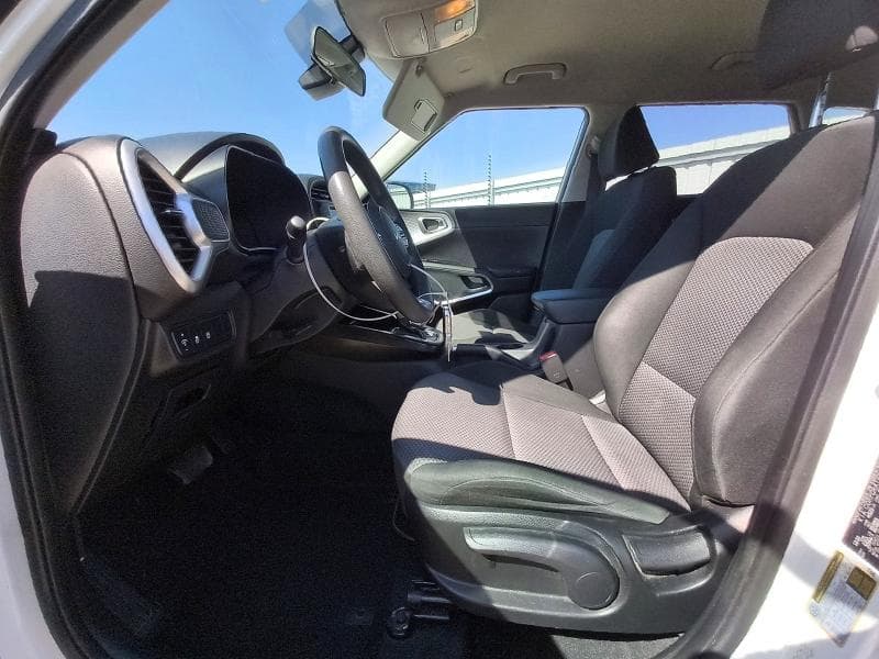 2023 KIA SOUL LX 7