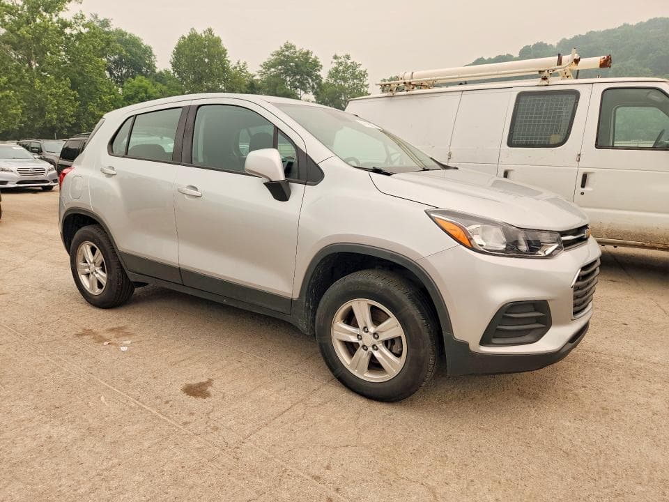 2019 CHEVROLET TRAX LS 4