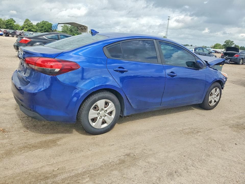 2017 KIA FORTE LX 3