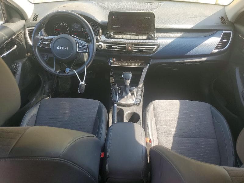 2022 KIA SELTOS S 8