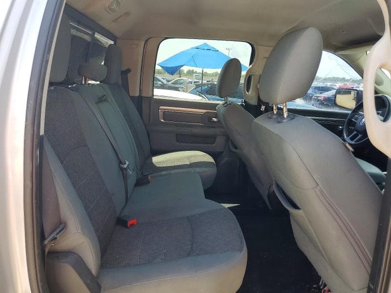 2017 RAM 1500 SLT 10