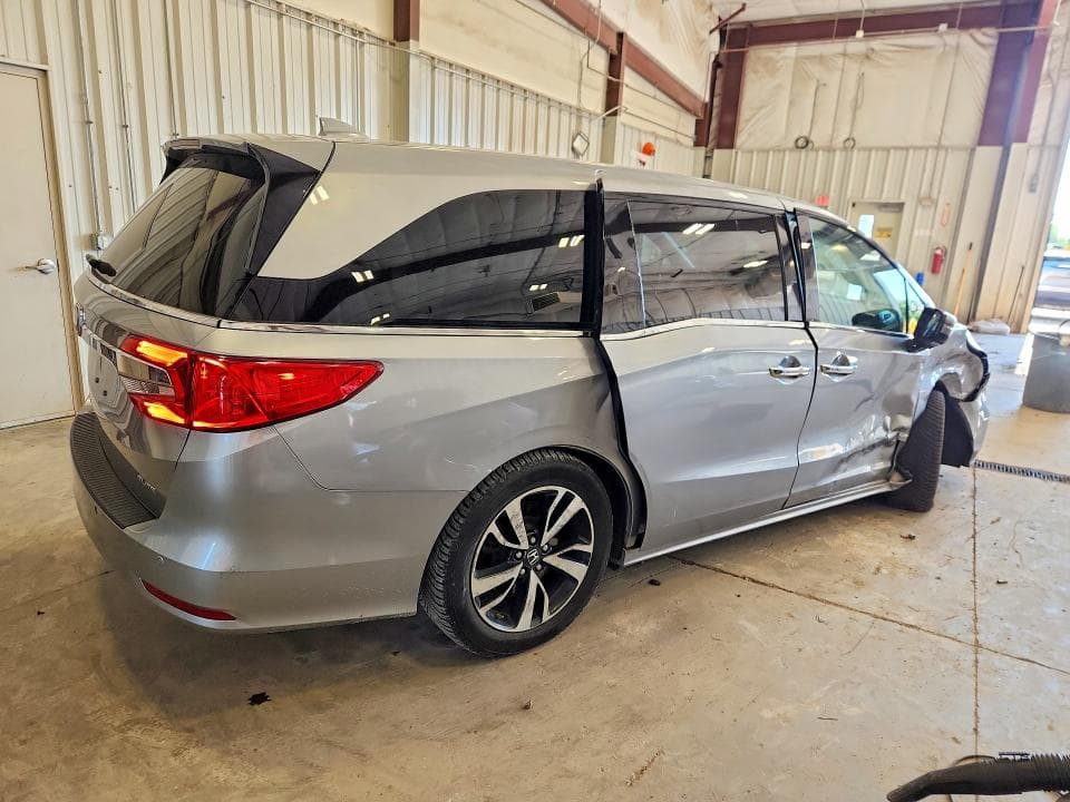 2018 HONDA ODYSSEY ELITE 3