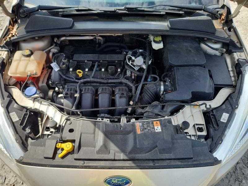 2017 FORD FOCUS SE 11