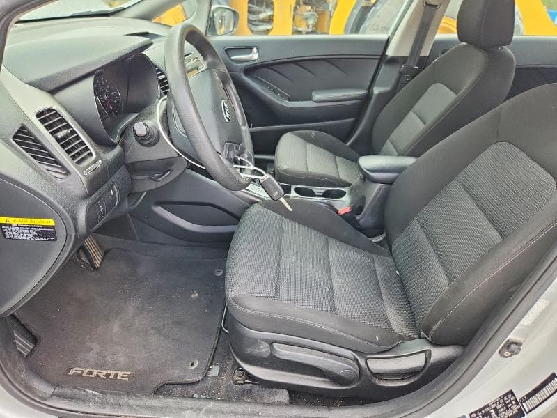 2017 KIA FORTE LX 7