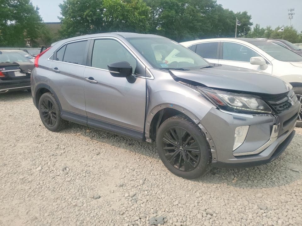 2018 MITSUBISHI ECLIPSE CROSS LE 4