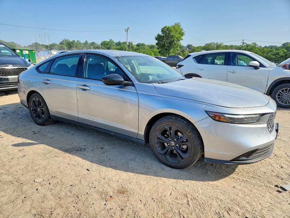 2025 HONDA ACCORD SE 4