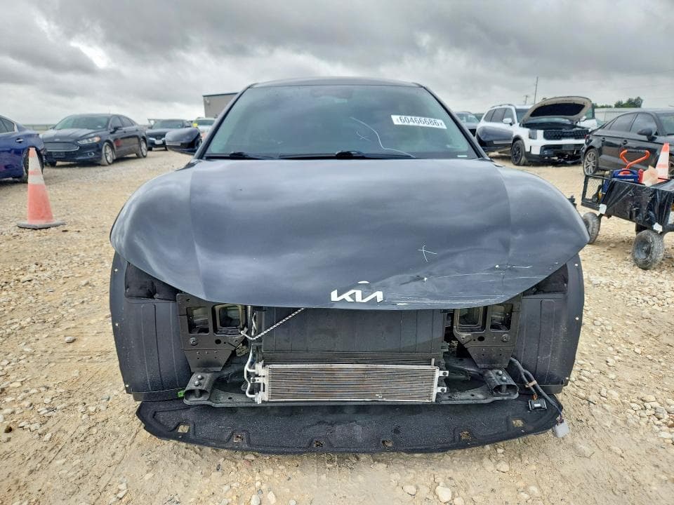 2023 KIA EV6 WIND 5