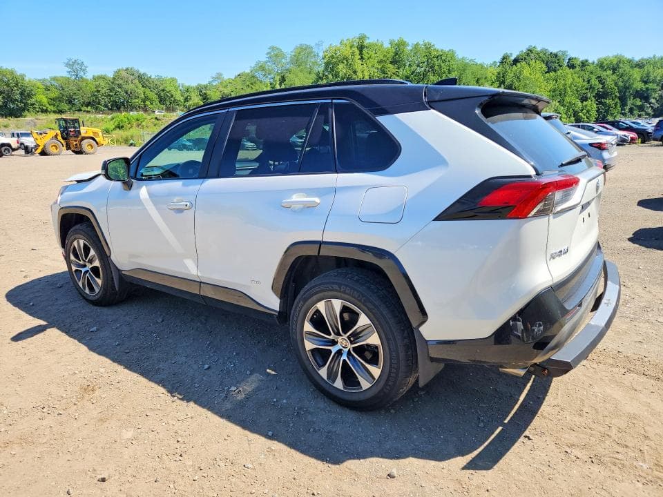 2023 TOYOTA RAV4 XSE 2