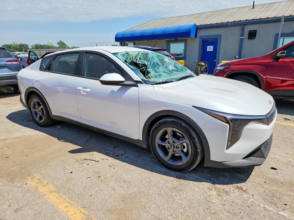 2026 KIA K4 LXS 4