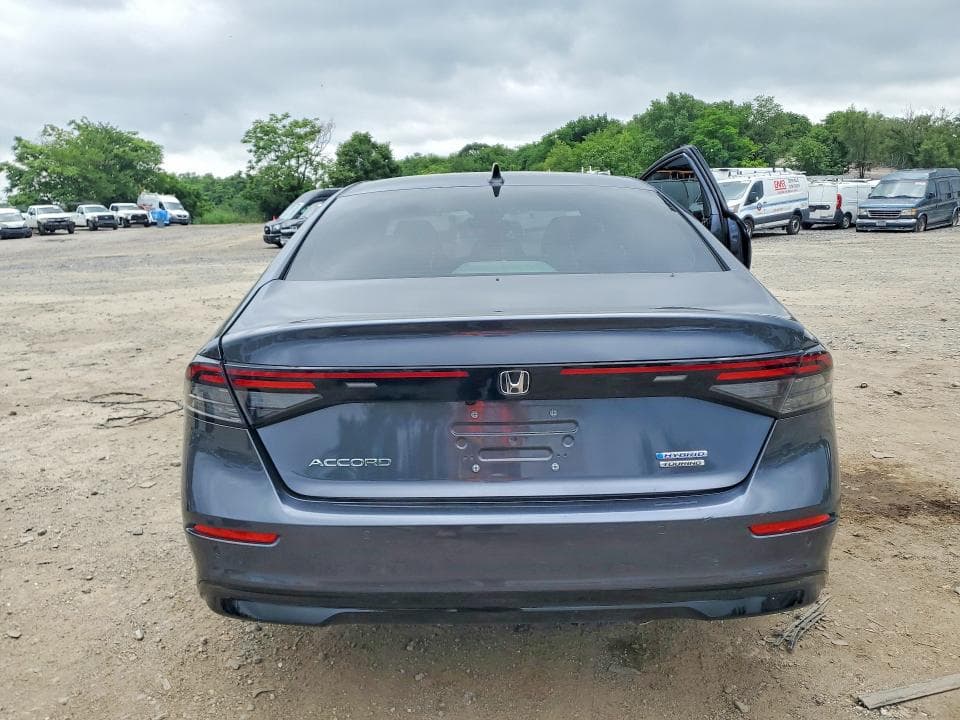 2025 HONDA ACCORD TOURING HYBRID 6