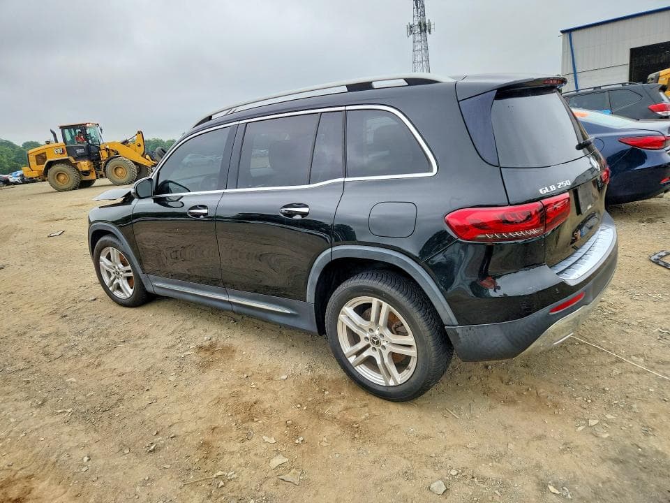 2020 MERCEDES-BENZ GLB 250 2