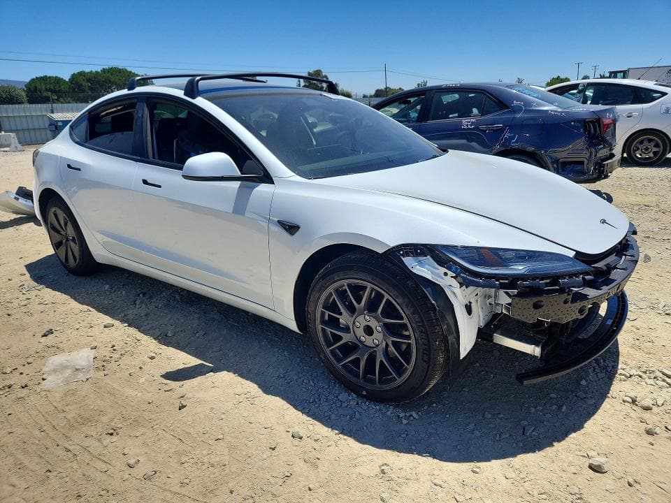 2026 TESLA MODEL 3 4