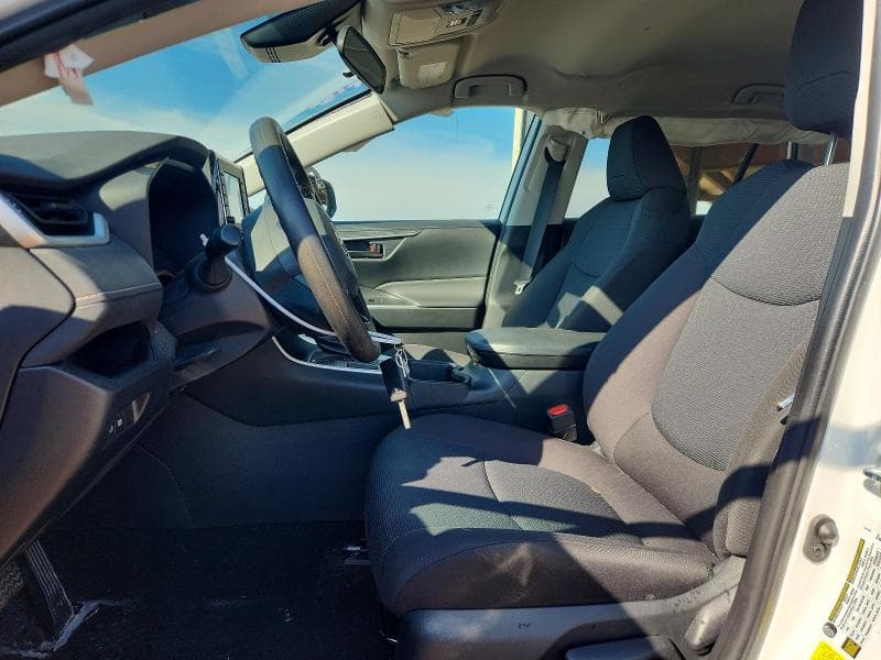 2022 TOYOTA RAV4 LE 7