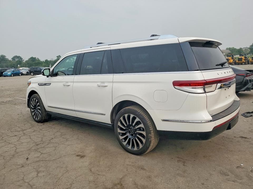 2023 LINCOLN NAVIGATOR L BLACK LABEL 2