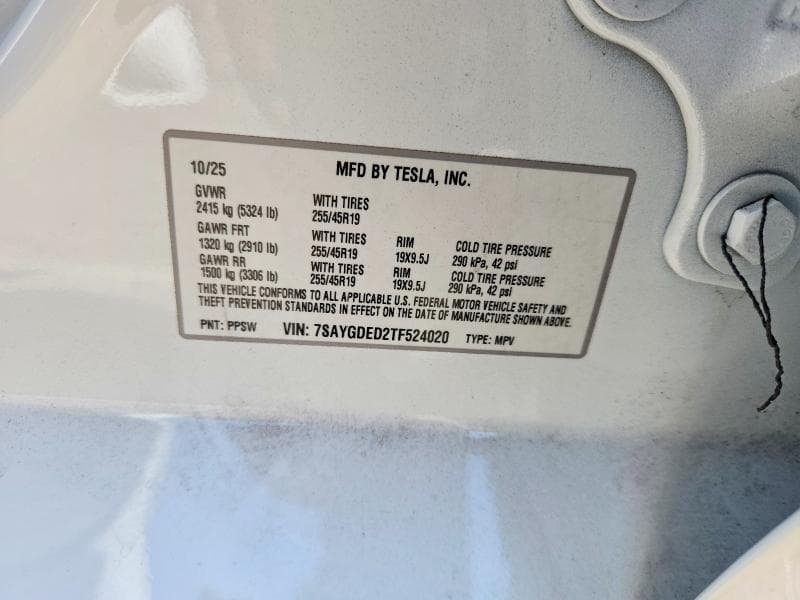 2026 TESLA MODEL Y 13