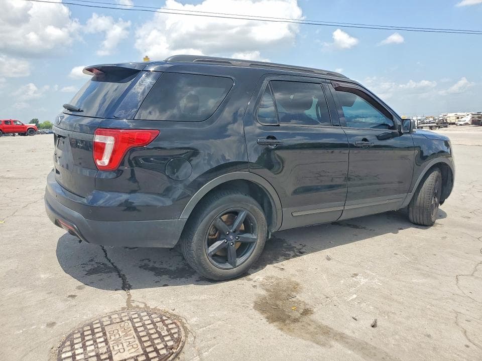 2017 FORD EXPLORER XLT 3