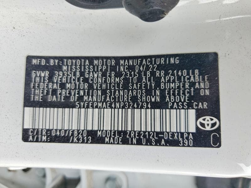 2022 TOYOTA COROLLA LE 12