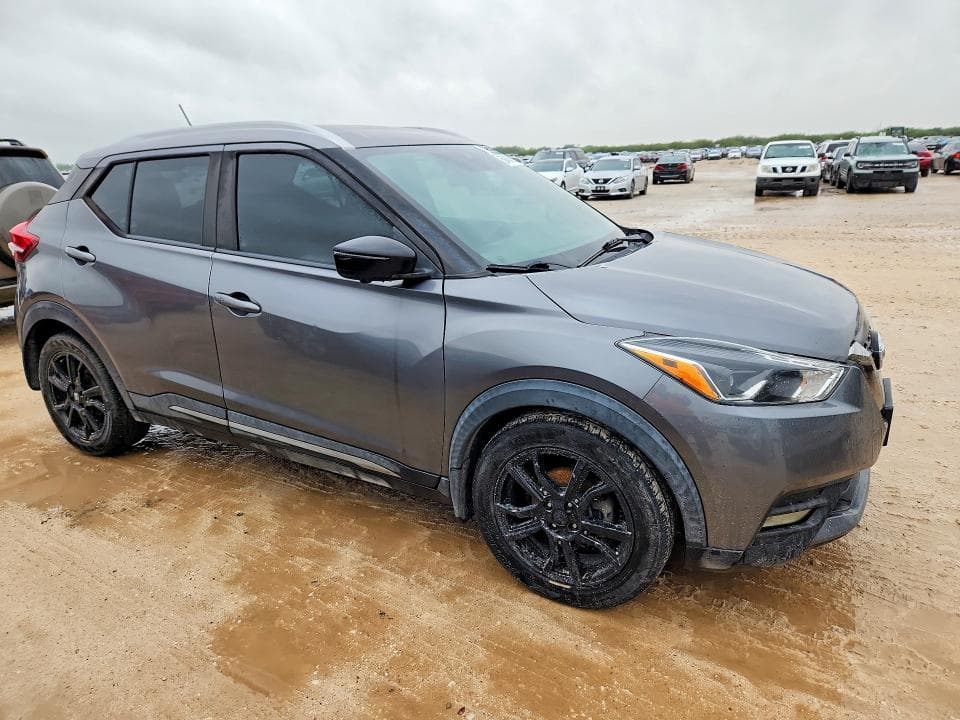 2020 NISSAN KICKS SR 4