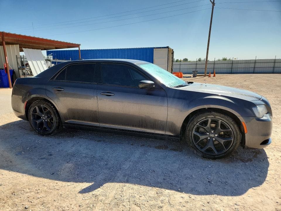 2020 CHRYSLER 300 TOURING 4