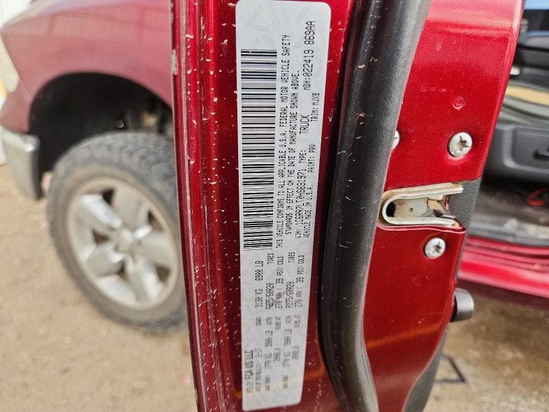 2017 RAM 1500 SLT 12