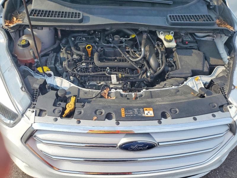 2019 FORD ESCAPE SE 11