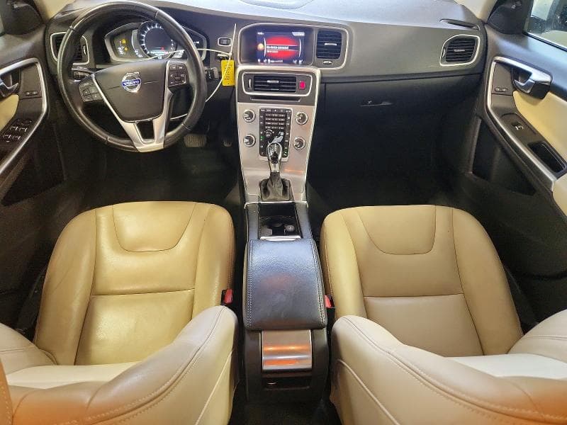 2018 VOLVO S60 PREMIER 8