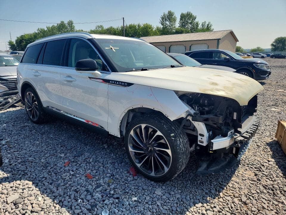 2023 LINCOLN AVIATOR RESERVE 4