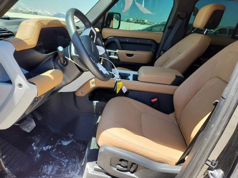 2026 LAND ROVER DEFENDER 110 S 7