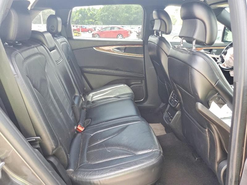 2017 LINCOLN MKX RESERVE 11