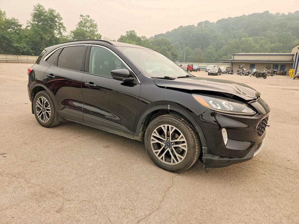 2020 FORD ESCAPE SEL 4