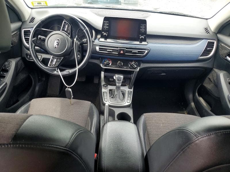 2021 KIA SELTOS S 8