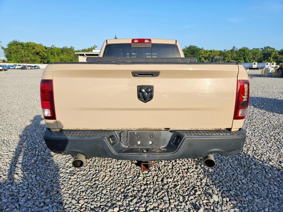 2019 RAM 1500 CLASSIC SLT 6