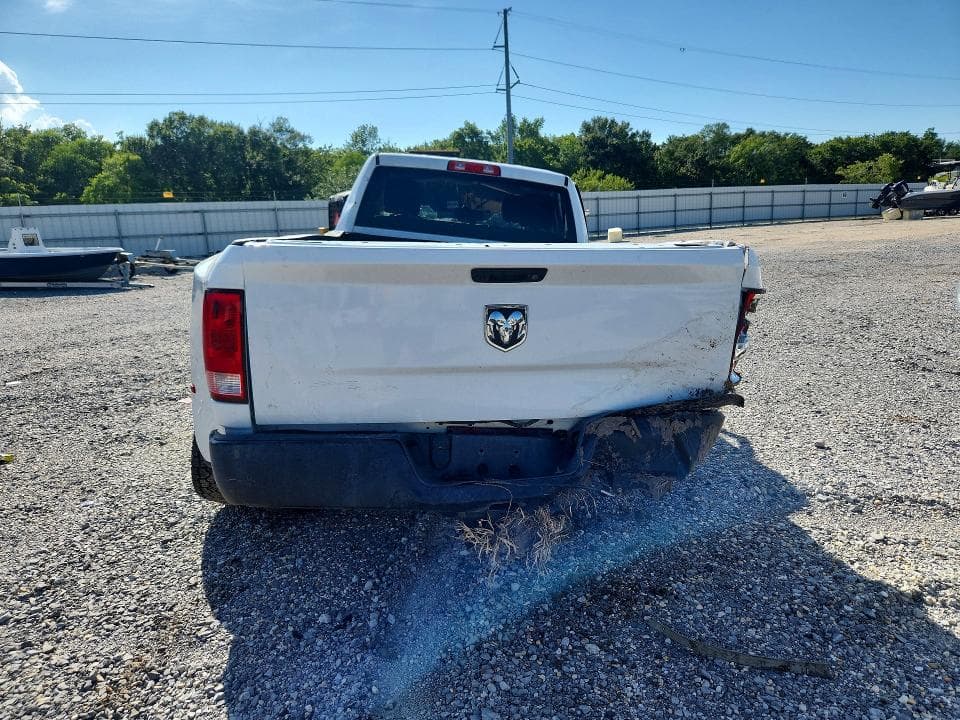 2018 RAM 3500 ST 6