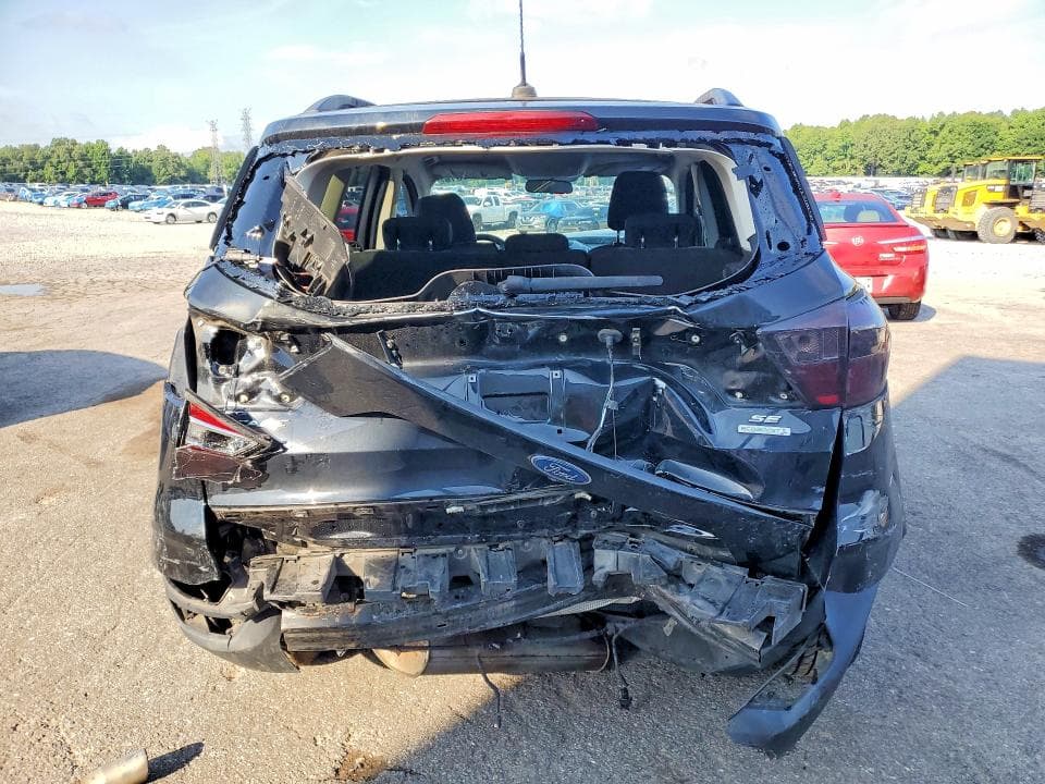 2017 FORD ESCAPE SE 6